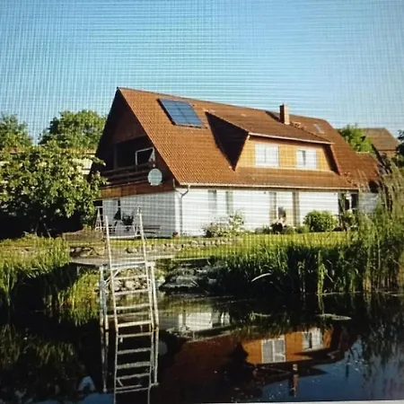 Grosse In Wanzka Mit Grill Und Garten